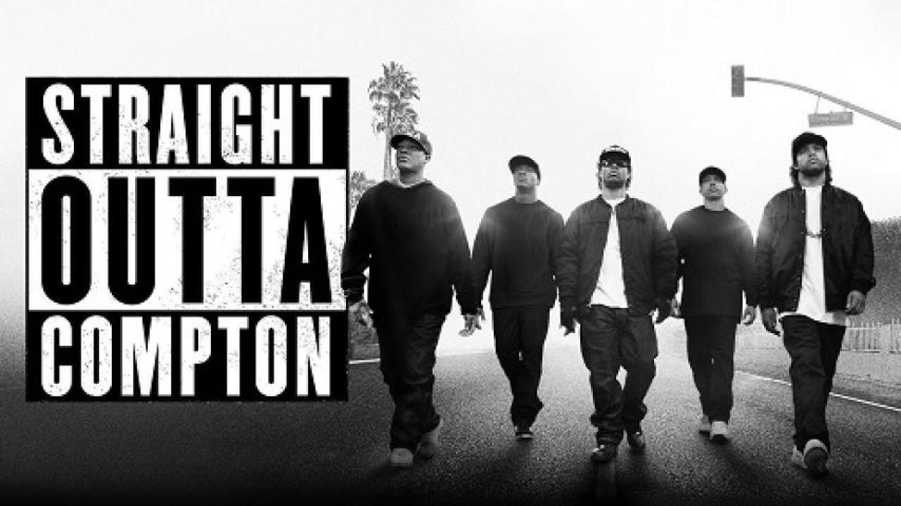 مشاهدة فيلم Straight Outta Compton 2015 مترجم 