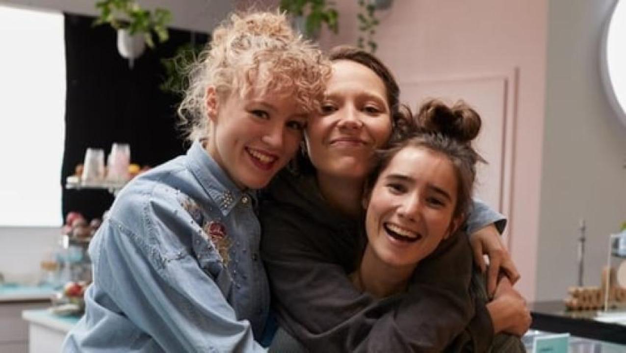 مشاهدة فيلم Girl Picture 2022 مترجم 